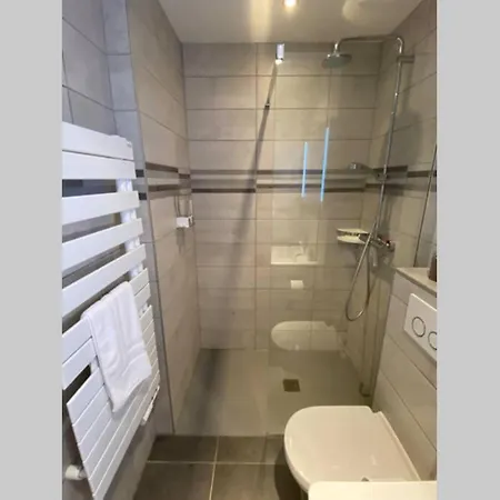 아파트 Le Continental Beau T2 Plein Centre + Parking *