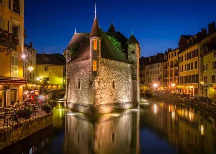 Le Continental Beau T2 Plein Centre + Parking Appartement